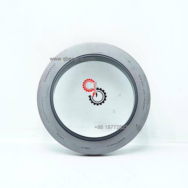 4095800 6240-21-4250 Оригинальный сальник QSK23 SAA6D170E-3 Cummins производителя