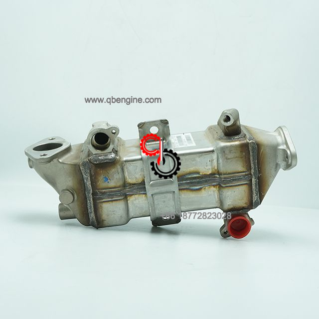 5304265 Cummins QSB QSF3.8 Детали двигателя охладителя EGR