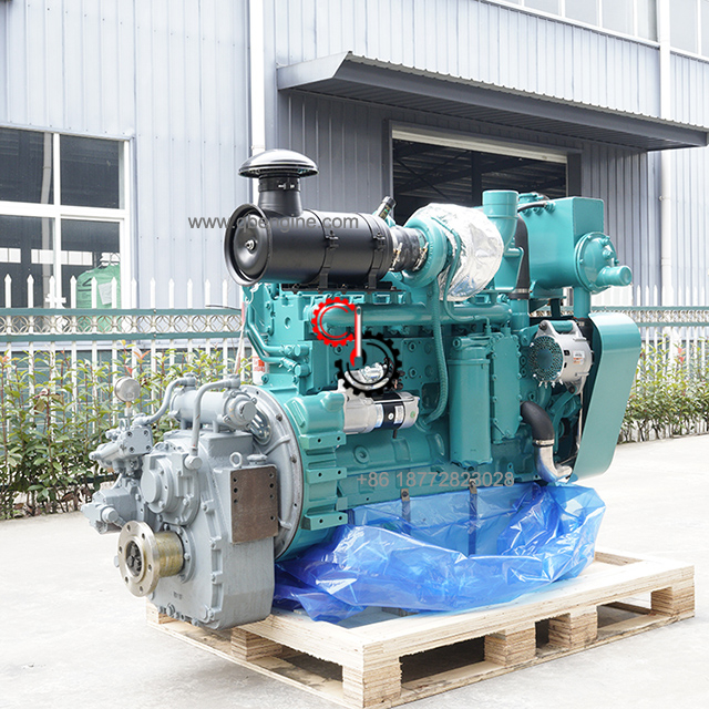 Судовой двигатель 6CTA8.3-M220 Cummins мощностью 220 л.с. с коробкой передач