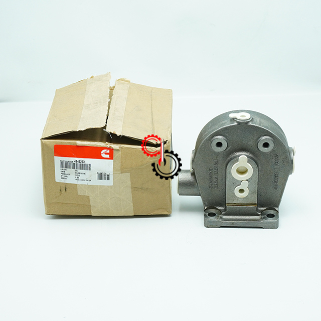 4349253 Cummins Детали дизельного двигателя QSK78 Головка смазочного масляного фильтра 4349253