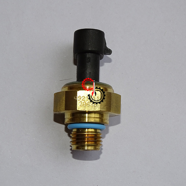 Детали двигателя экскаватора Cummins Датчик давления ISLGAS 4921511 4088390 4326849 