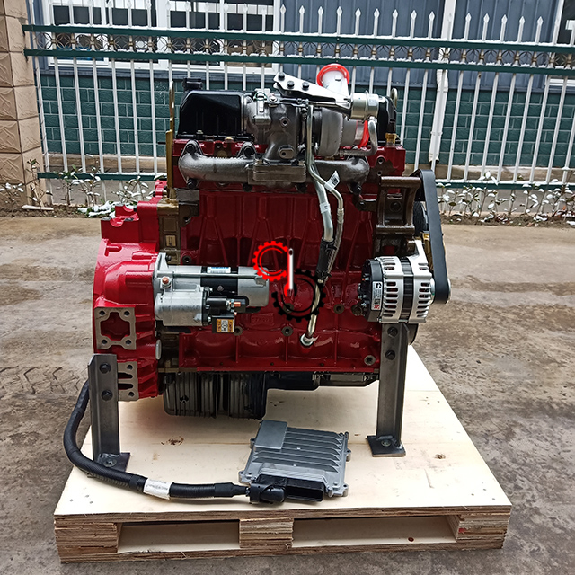 Дизельный двигатель QSF 2.8 CM2880 CPL4480 QSF3.8 Cummins мощностью 125 л.с., 2200 об./мин. для ТЕЛЕСКО-ПОГРУЗЧИКОВ STH1056A RS74 RS 120 DL120