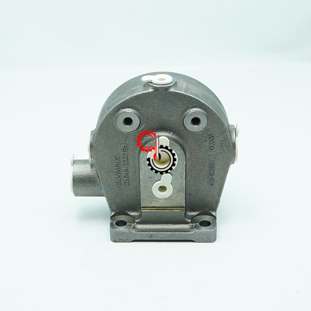 4349253 Cummins Детали дизельного двигателя QSK78 Головка смазочного масляного фильтра 4349253