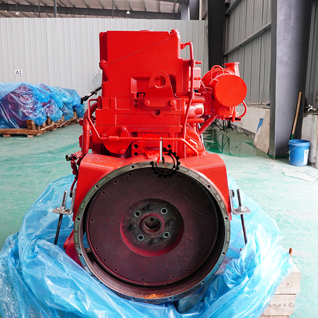 Дизельный двигатель ISM11E5 420 в сборе