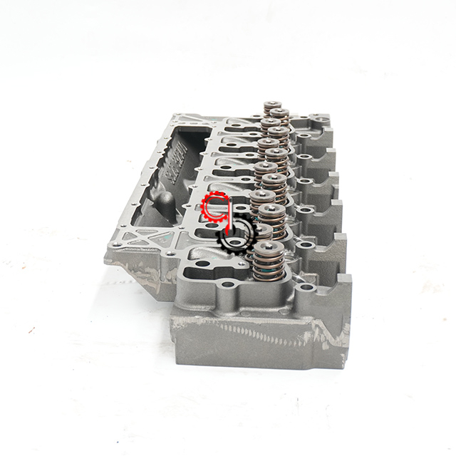 Совершенно новые детали двигателя Cummins 6BT CYL 6B LO Swirl Ind Head 3966454 3967458 3967431