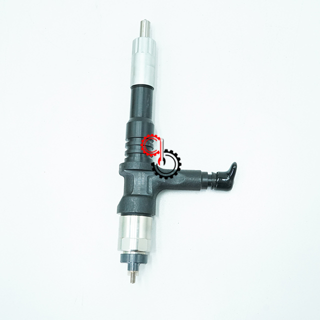 Инжектор 095000-6070 6251-11-3100 КОМАТСУ запасных частей двигателей машинного оборудования ПК450-8 САА6Д125
