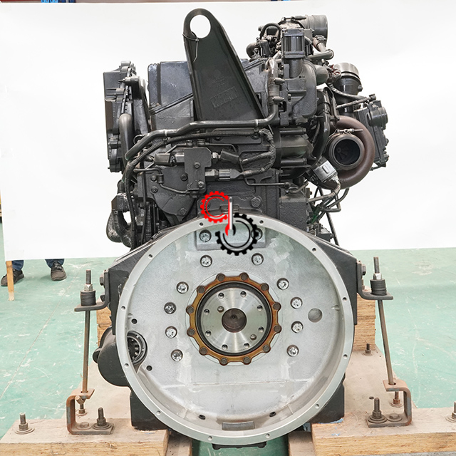 Дизельный двигатель ISM 410 в сборе