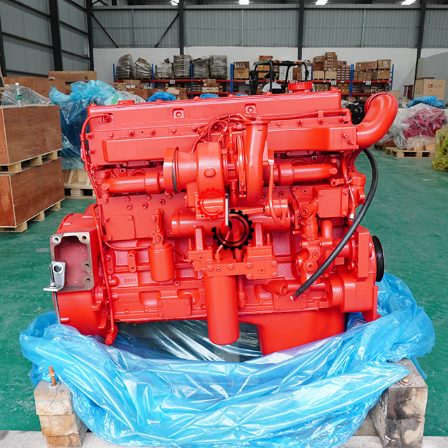 Дизельный двигатель ISM11E5 420 в сборе