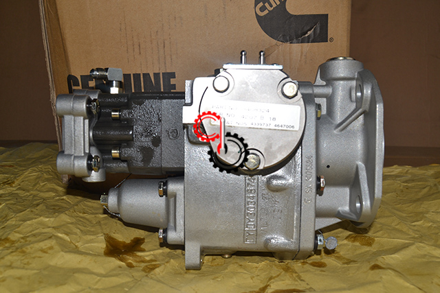 Оригинальные запасные части для дизельного двигателя Cummins Топливный насос PTG-EFC 4060925 4951452