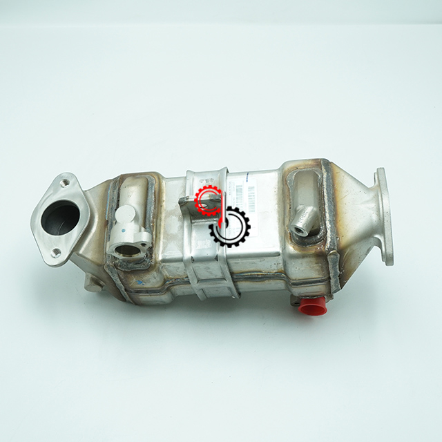 ISF QSF Cummins Детали дизельного двигателя EXH GAS RCN Охладитель 5304265